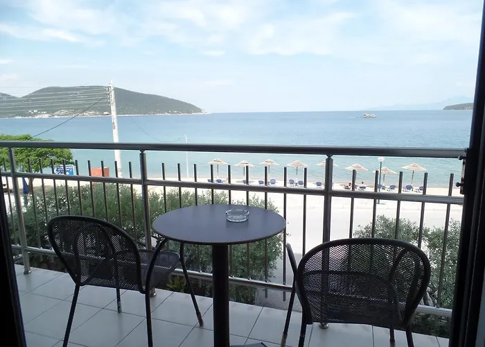 Отель Plage Hotel Неа-Перамос