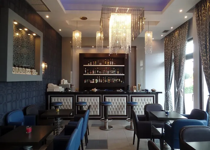 Plage Hotel Отель