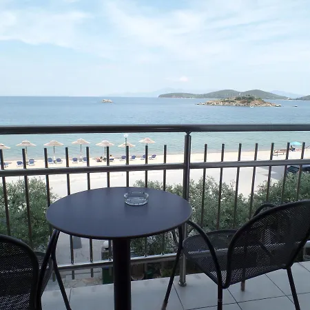 Plage Hotel Hotel Néa Péramos